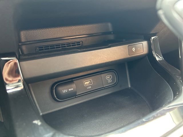 Used 2024 Kia Seltos EX FWD image 26