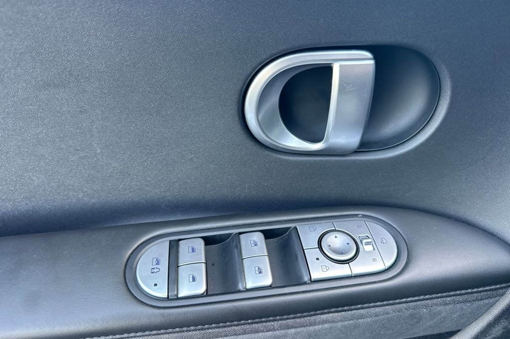 Used 2022 Hyundai Ioniq 5 SEL image 8
