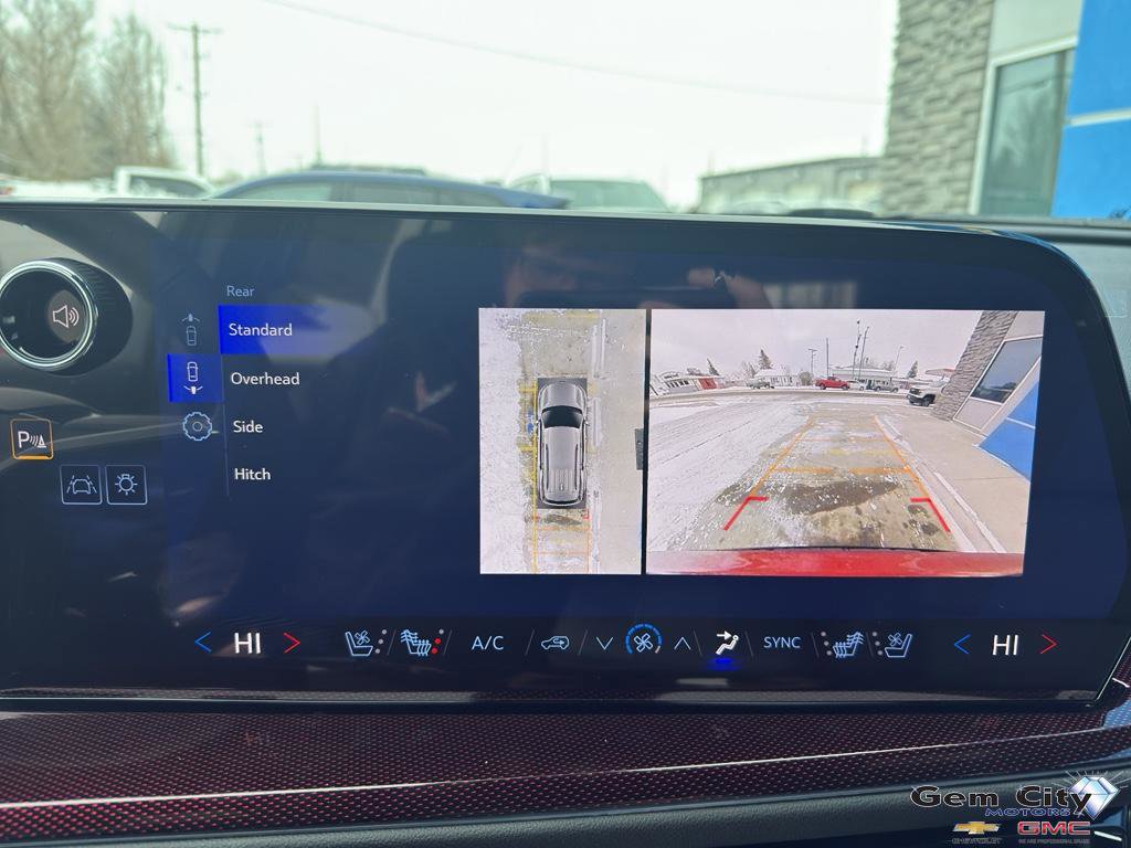 New 2026 Chevrolet Traverse RS w/ LPO, Floor Liner Package image 20