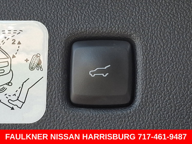 Used 2020 Ford Escape Titanium AWD/4WD image 30