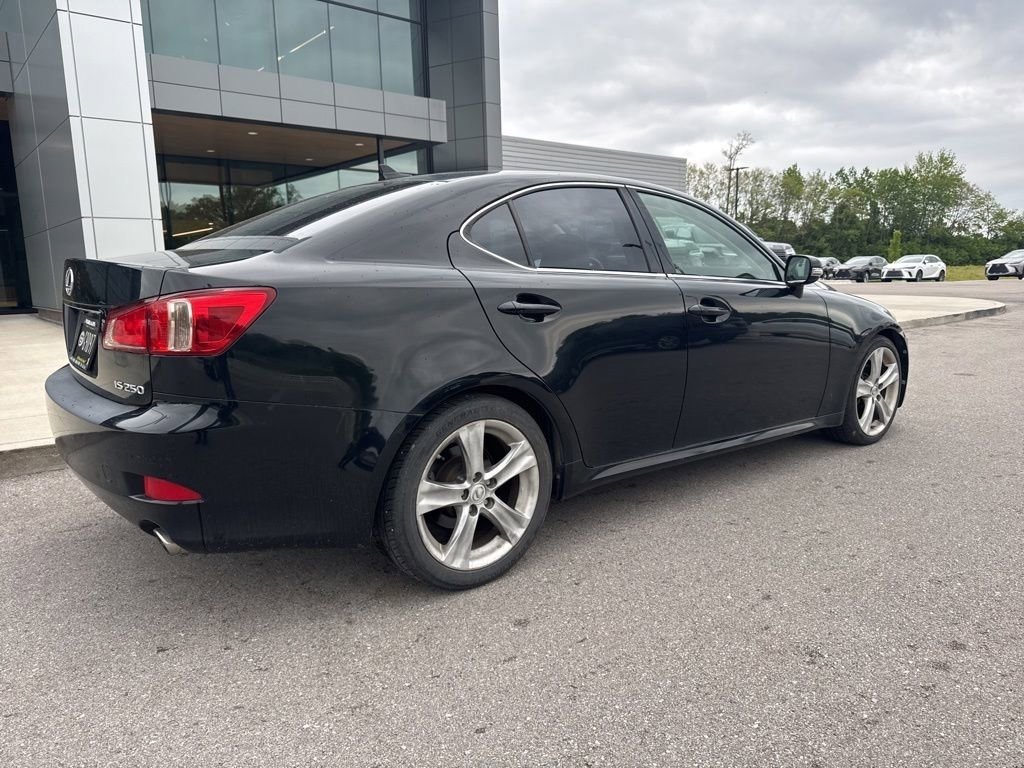 Used 2012 Lexus IS 250 w/ Premium Pkg Value Edition RWD image 3