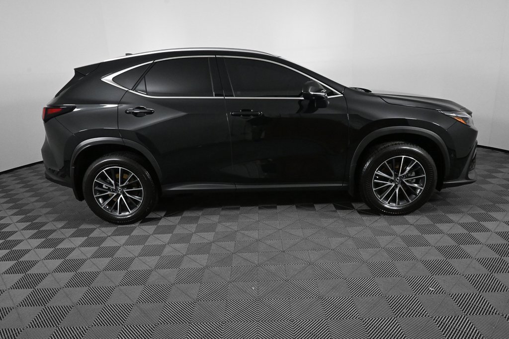 Used 2025 Lexus NX 300h AWD w/ Luxury Package image 24