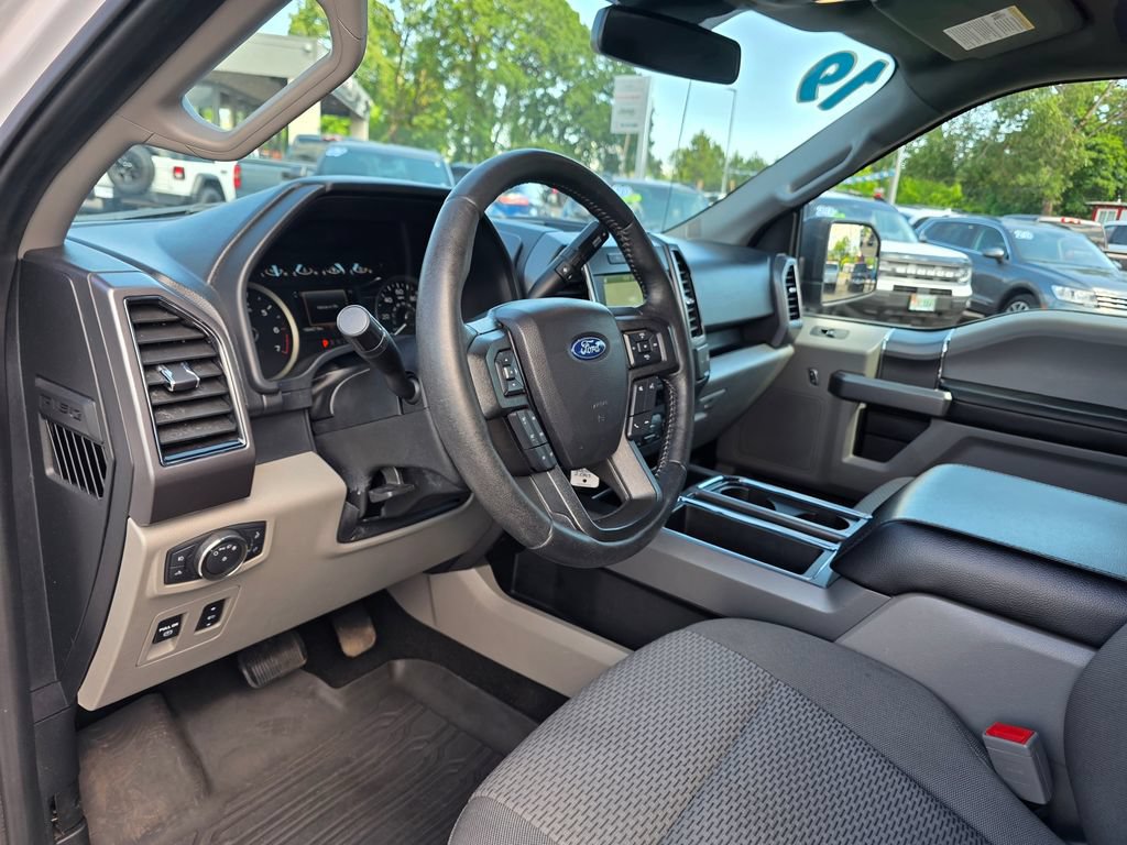Used 2019 Ford F150 XLT w/ Equipment Group 302A Luxury AWD/4WD image 8