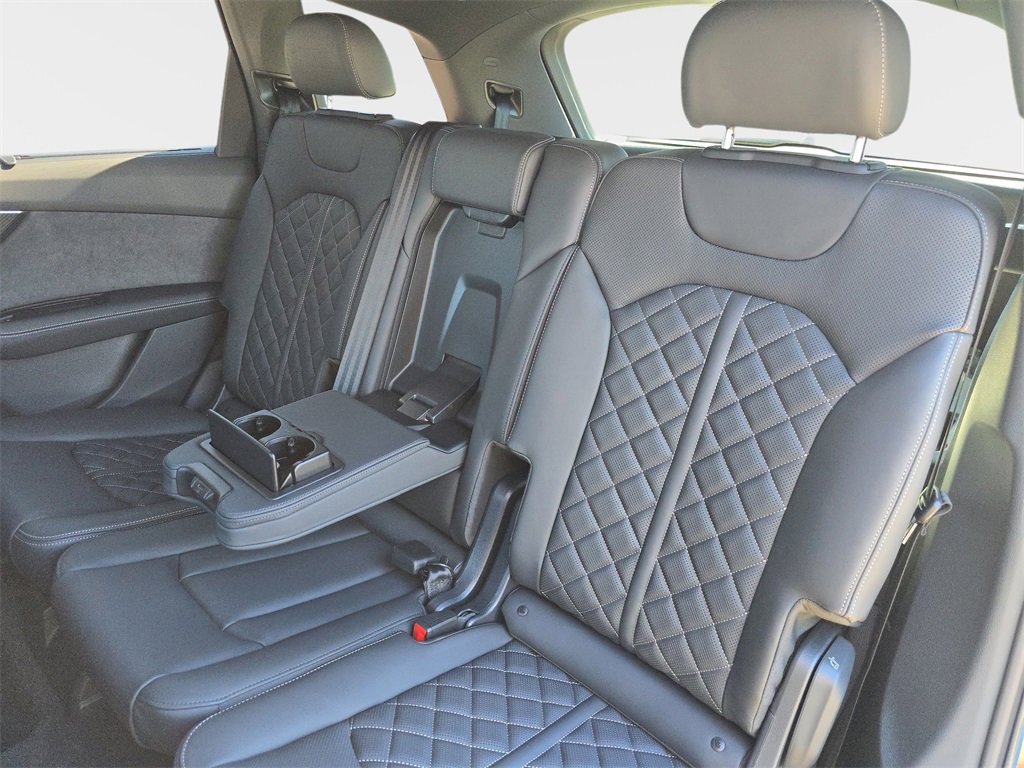 New 2026 Audi SQ7 Premium Plus image 15