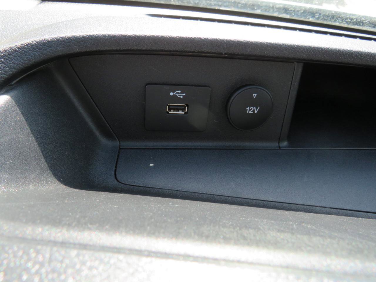 Used 2020 Ford Transit 250 Medium Roof w/ Load Area Protection Package RWD image 12