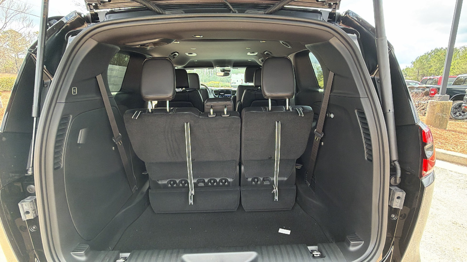 New 2026 Chrysler Pacifica Select FWD image 13