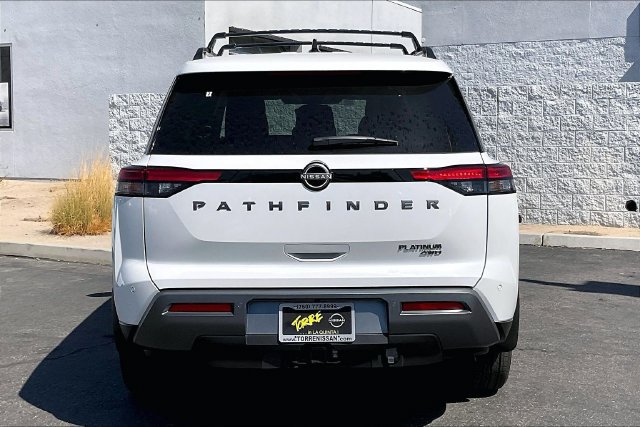 New 2026 Nissan Pathfinder Platinum AWD/4WD image 3