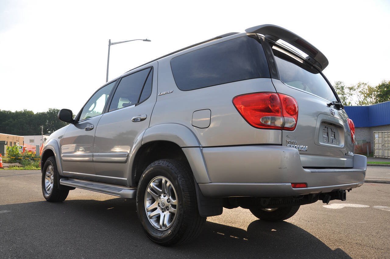 Used 2005 Toyota Sequoia Limited AWD/4WD image 10
