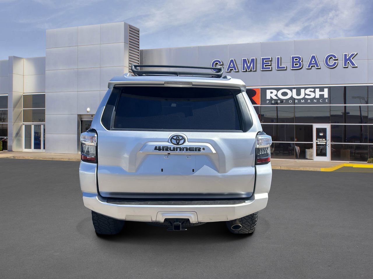 Used 2016 Toyota 4Runner SR5 AWD/4WD image 6