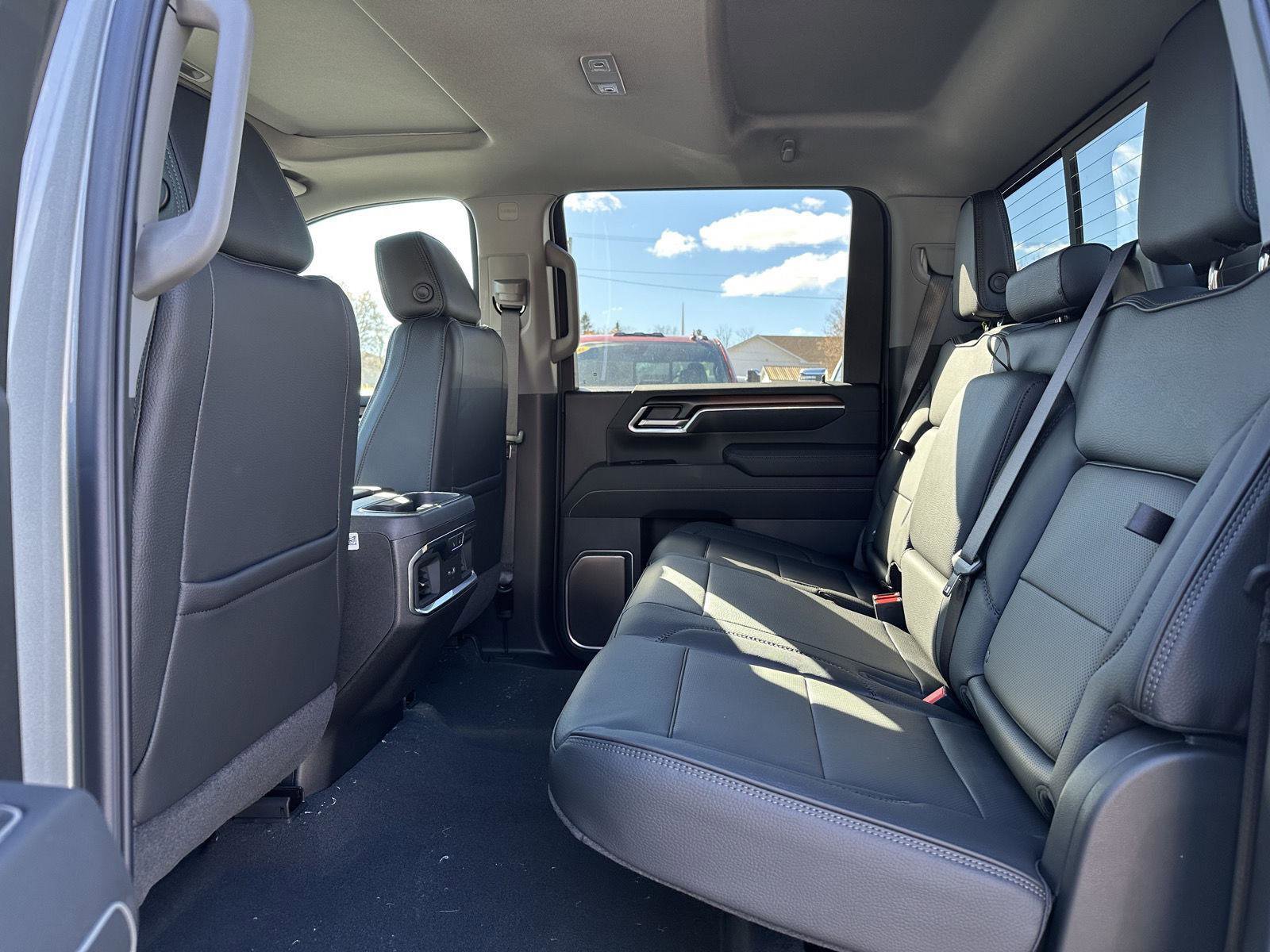 New 2026 GMC Sierra 2500 Denali w/ Technology Package image 21