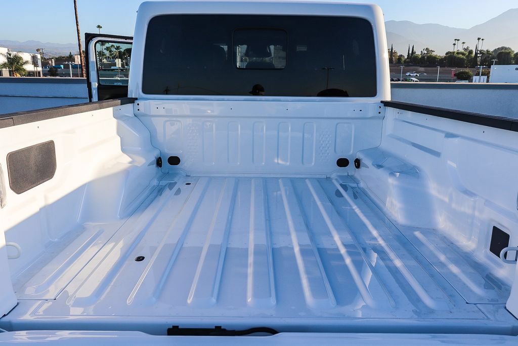 New 2026 Jeep Gladiator Sport AWD/4WD image 31