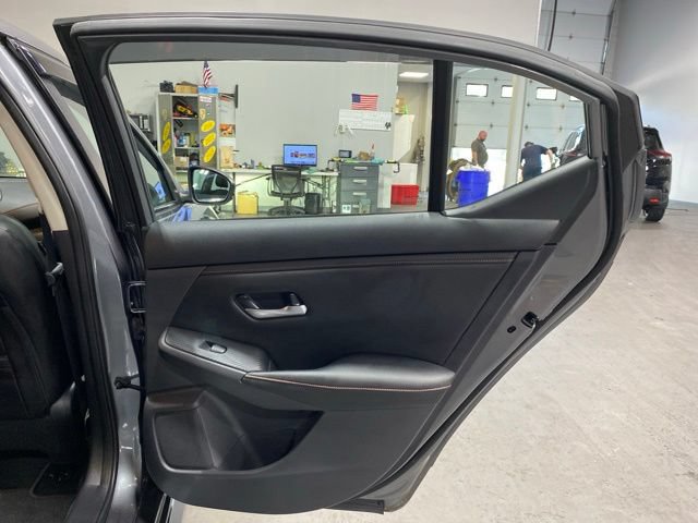 Certified 2022 Nissan Sentra SR w/ SR Premium Package FWD image 26
