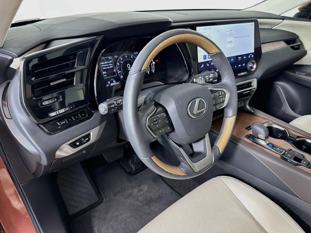 Certified 2024 Lexus RX 350 Premium w/ Accessory Package (K3) FWD image 9