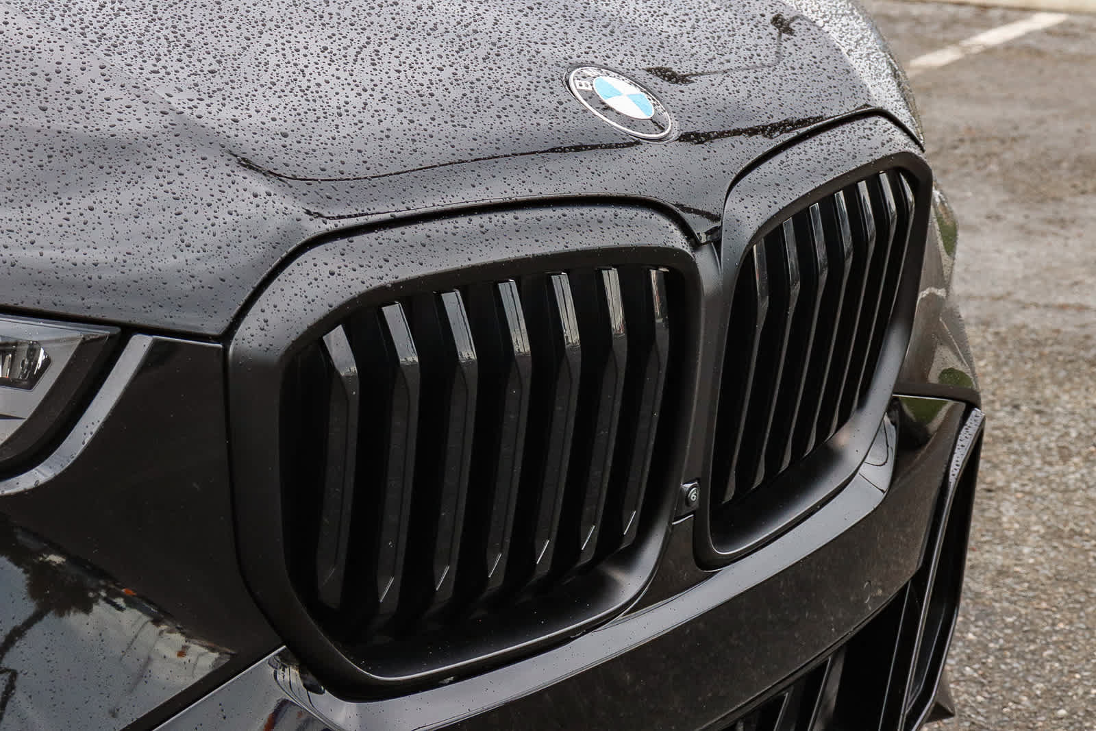 Used 2024 BMW X5 sDrive40i w/ M Sport Package RWD image 6
