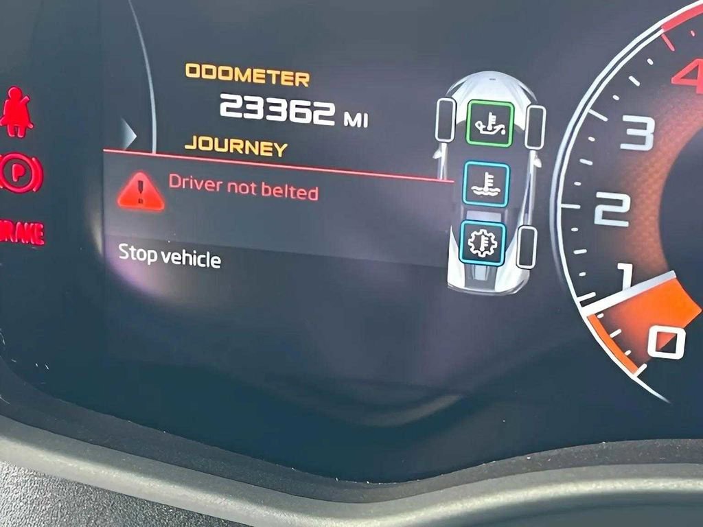 Used 2018 McLaren 570S Spider image 26