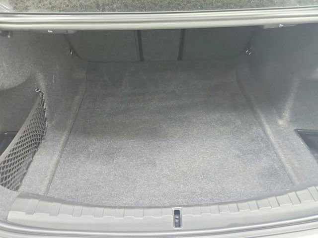 Used 2023 BMW 330i Sedan w/ Driving Assistance Package image 42