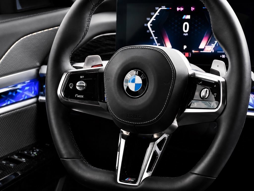 Used 2025 BMW 740i xDrive w/ Executive Package AWD/4WD image 26