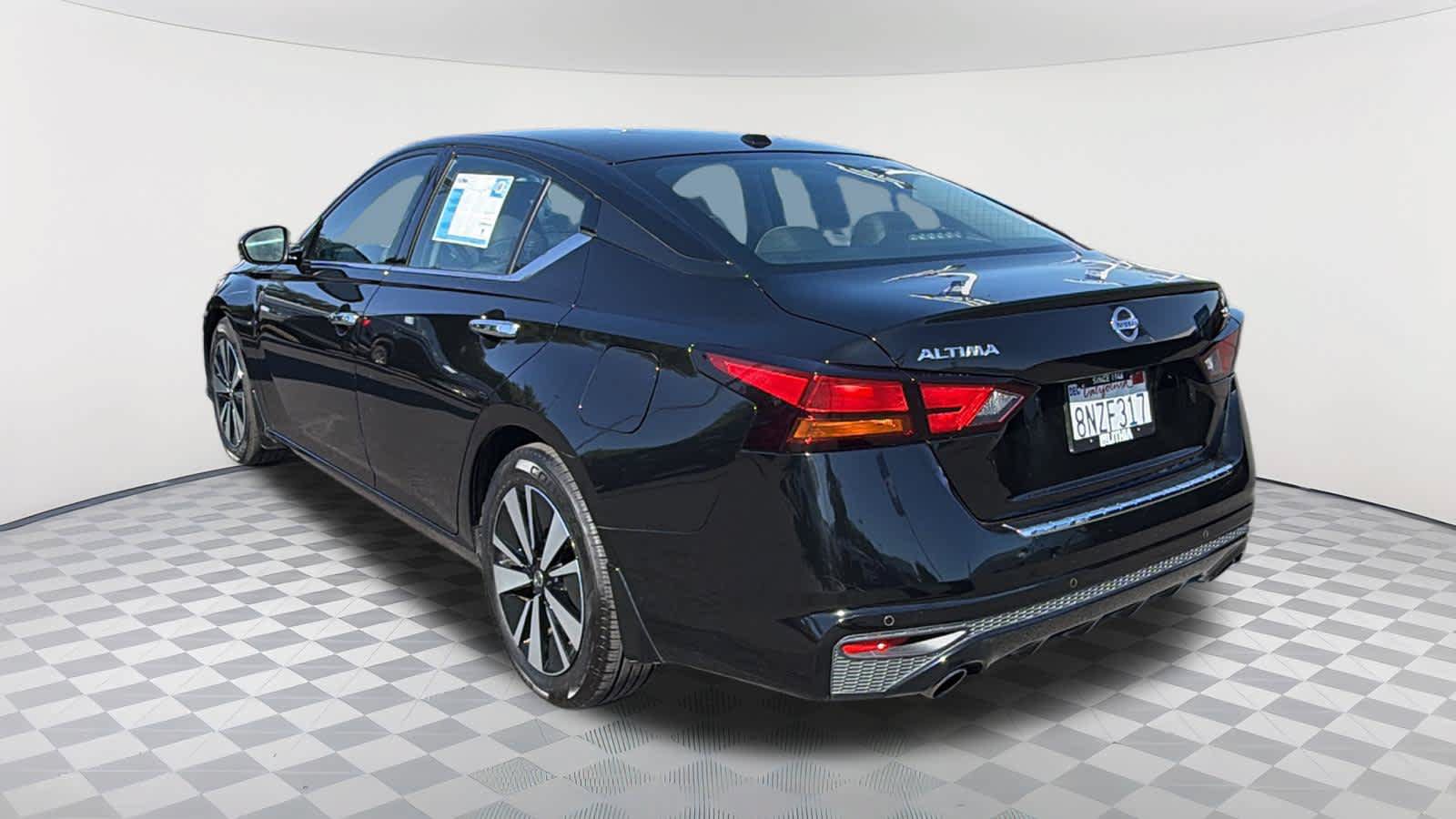 Used 2019 Nissan Altima 2.5 SL FWD image 7