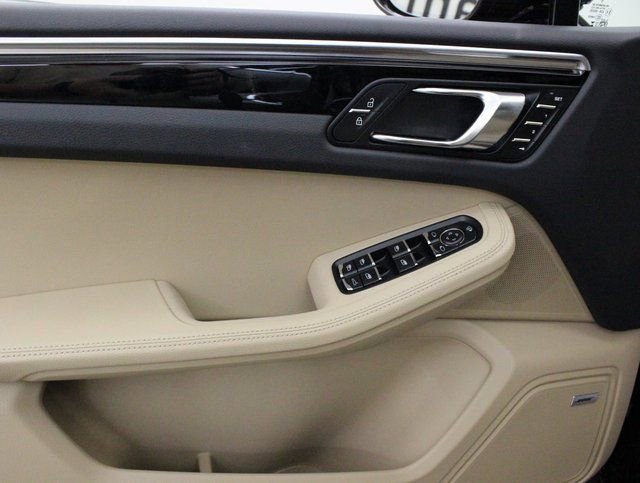 New 2024 Porsche Macan image 23