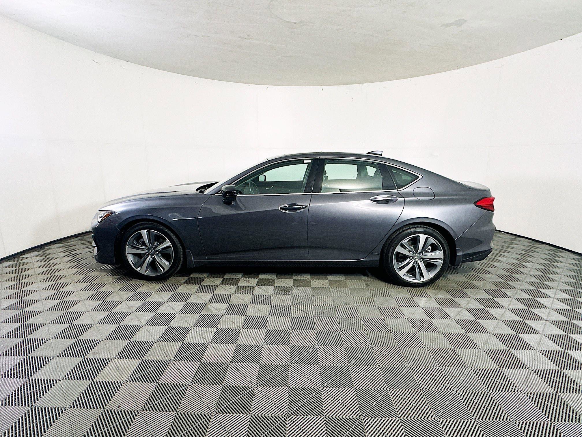 Used 2023 Acura TLX SH-AWD w/ Advance Package image 4
