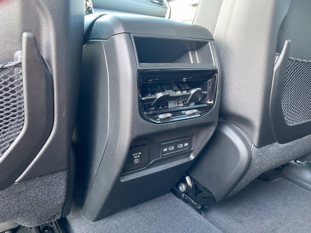 New 2027 Jeep Grand Cherokee Altitude AWD/4WD image 14