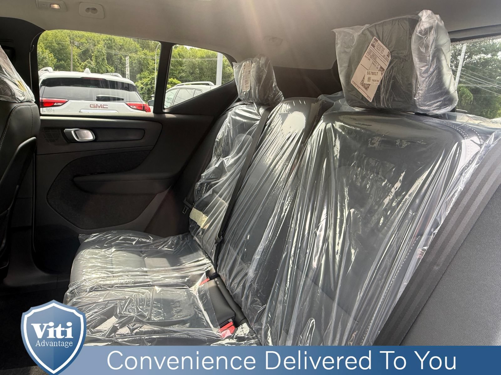 New 2026 Volvo XC40 B5 Ultra w/ Protection Package Premier AWD/4WD image 14