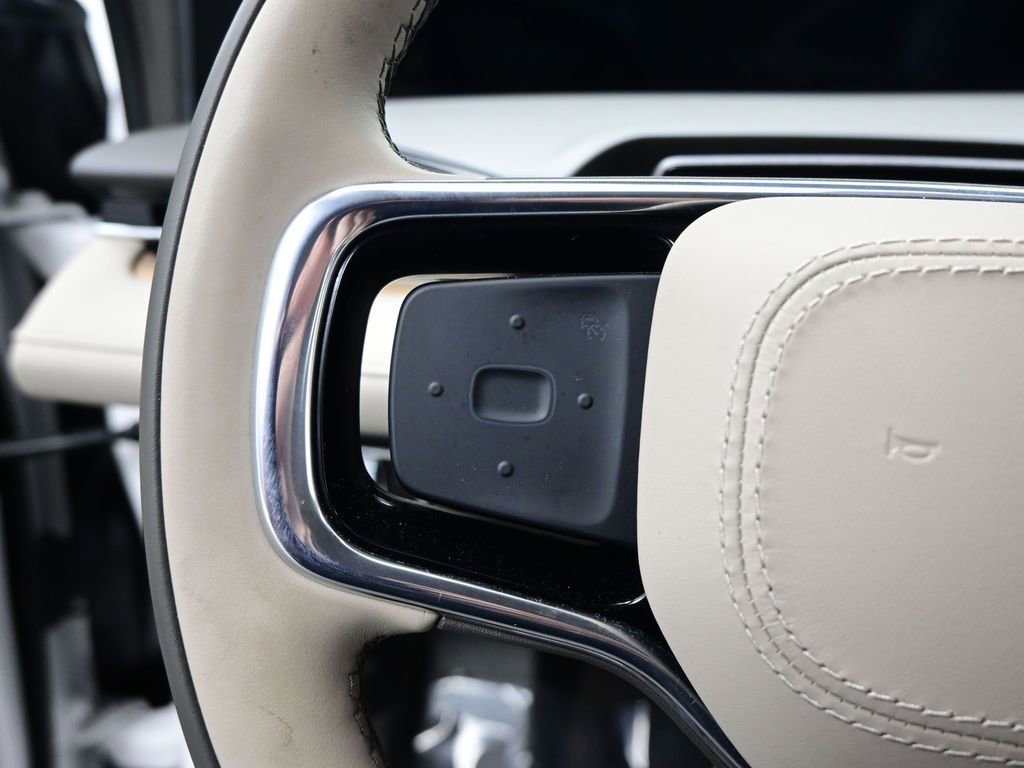 Used 2025 Lincoln Nautilus Reserve w/ Jet Appearance Package image 14