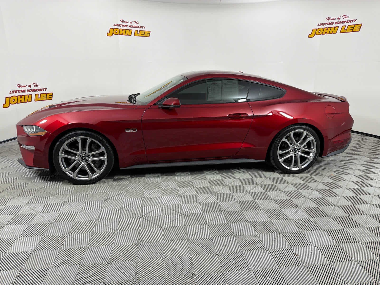 Used 2019 Ford Mustang GT Premium w/ Equipment Group 401A RWD image 2