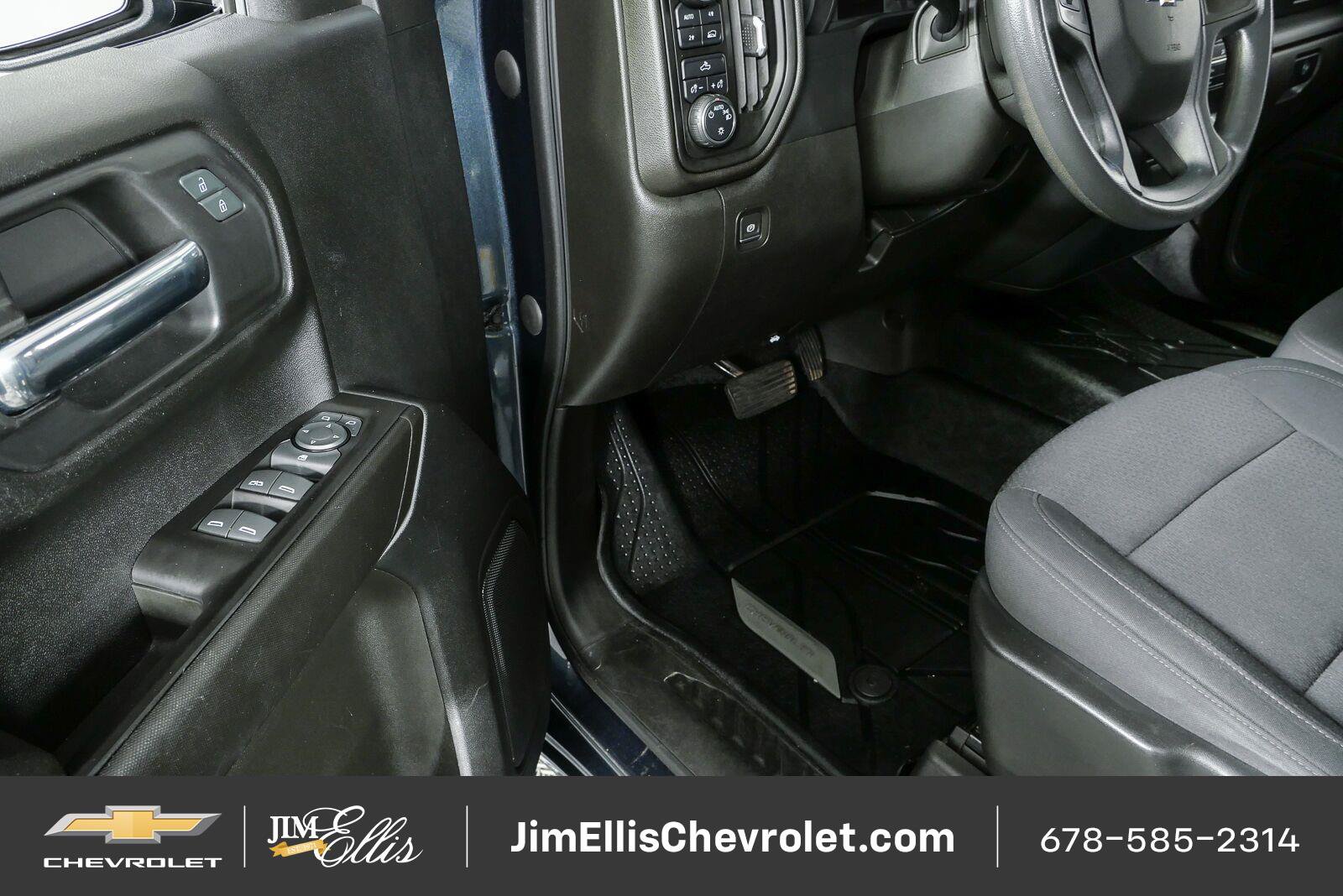 Used 2022 Chevrolet Silverado 1500 Custom AWD/4WD image 8