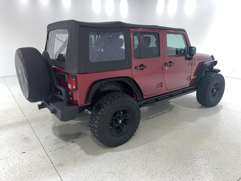 Used 2012 Jeep Wrangler Unlimited Rubicon w/ Connectivity Group image 5
