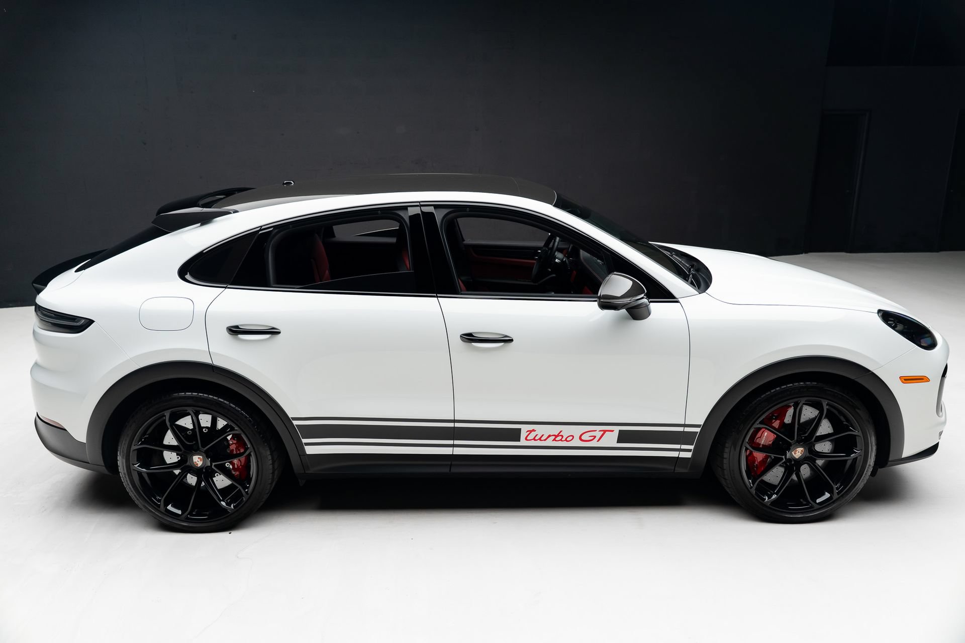 Used 2022 Porsche Cayenne Turbo GT AWD/4WD image 37
