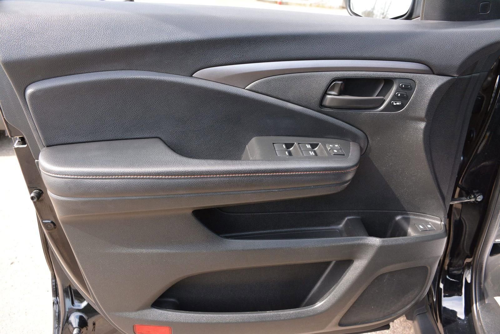 Used 2023 Honda Passport TrailSport image 9