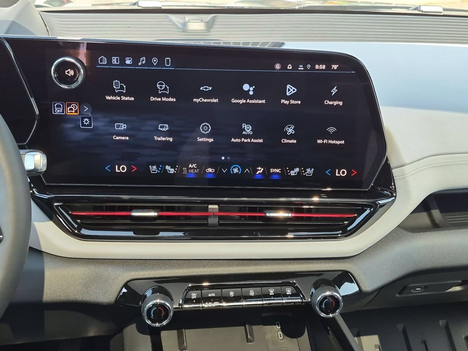 New 2026 Chevrolet Silverado EV 4x4 Crew Cab image 12