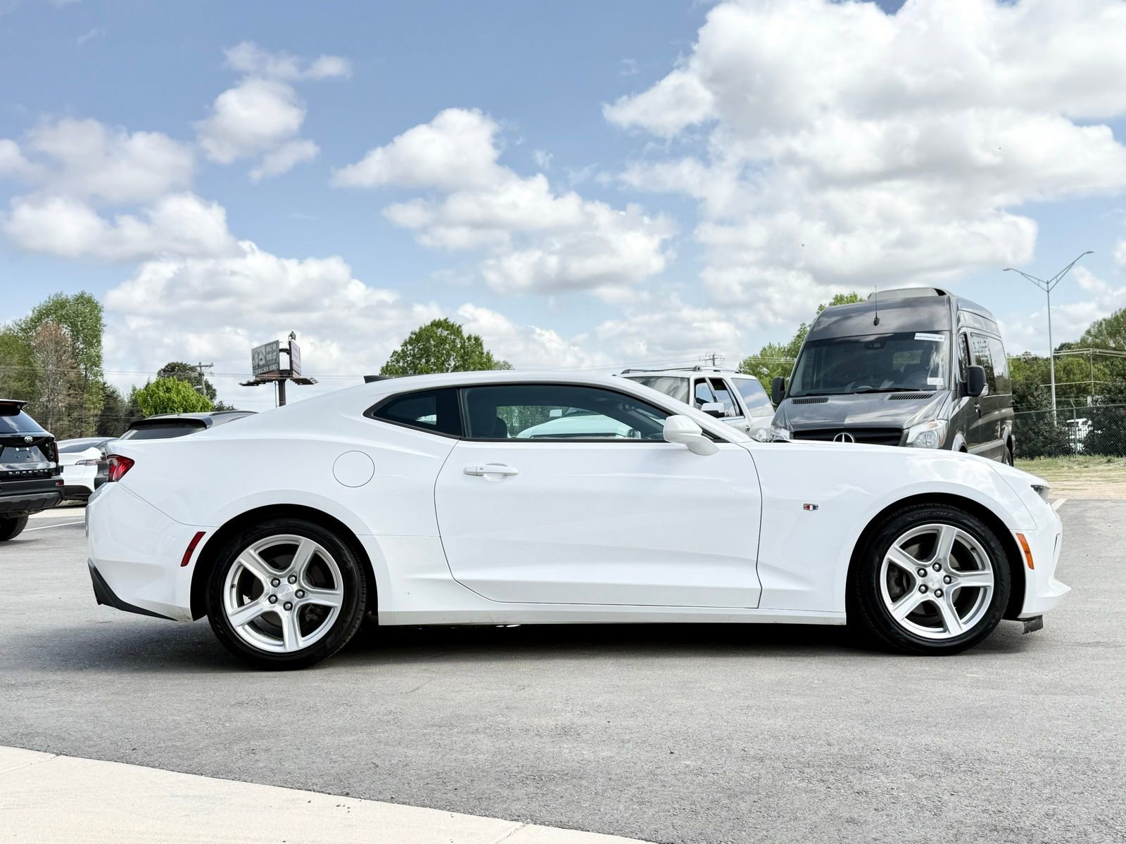 Used 2017 Chevrolet Camaro LT image 8