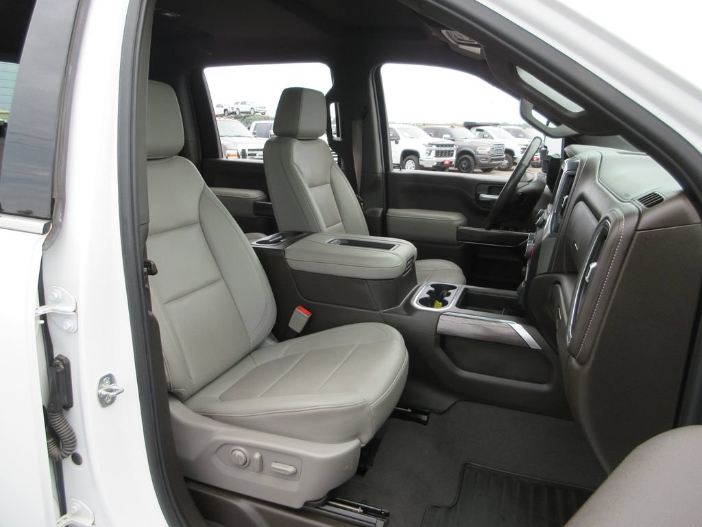 Certified 2022 Chevrolet Silverado 2500 LTZ w/ LTZ Convenience Package AWD/4WD image 21