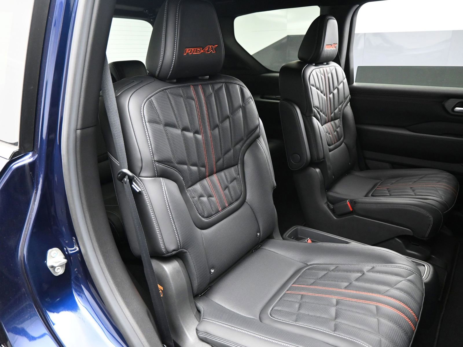 New 2026 Nissan Armada PRO-4X w/ Captain's Chari Seat Package AWD/4WD image 13