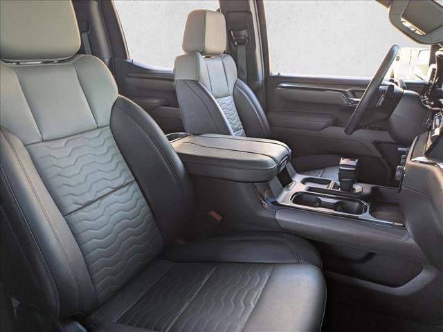 Used 2024 Chevrolet Silverado 1500 ZR2 w/ Technology Package AWD/4WD image 22