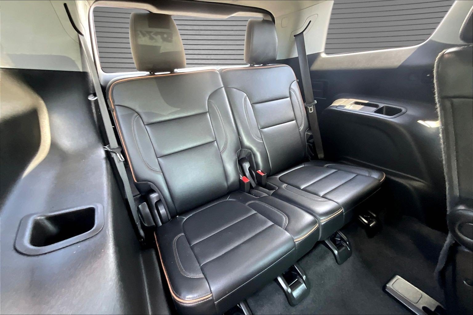 Used 2022 GMC Acadia AT4 w/ Technology Package AWD/4WD image 17