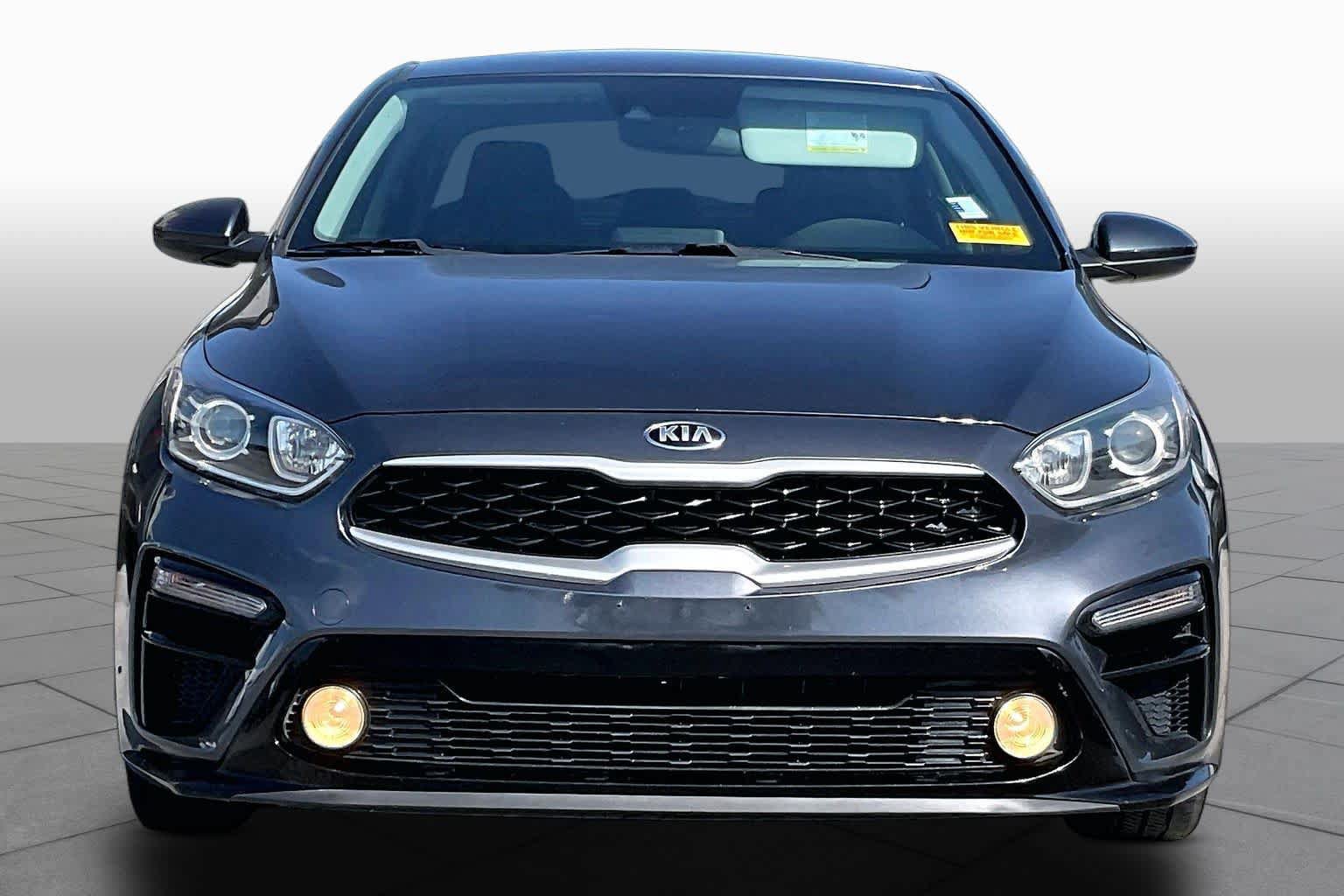 Used 2019 Kia Forte LXS FWD image 4