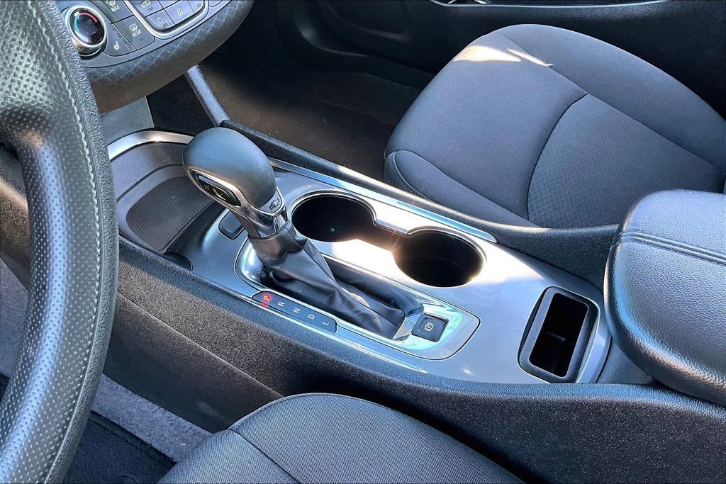 Used 2023 Chevrolet Malibu LT image 18