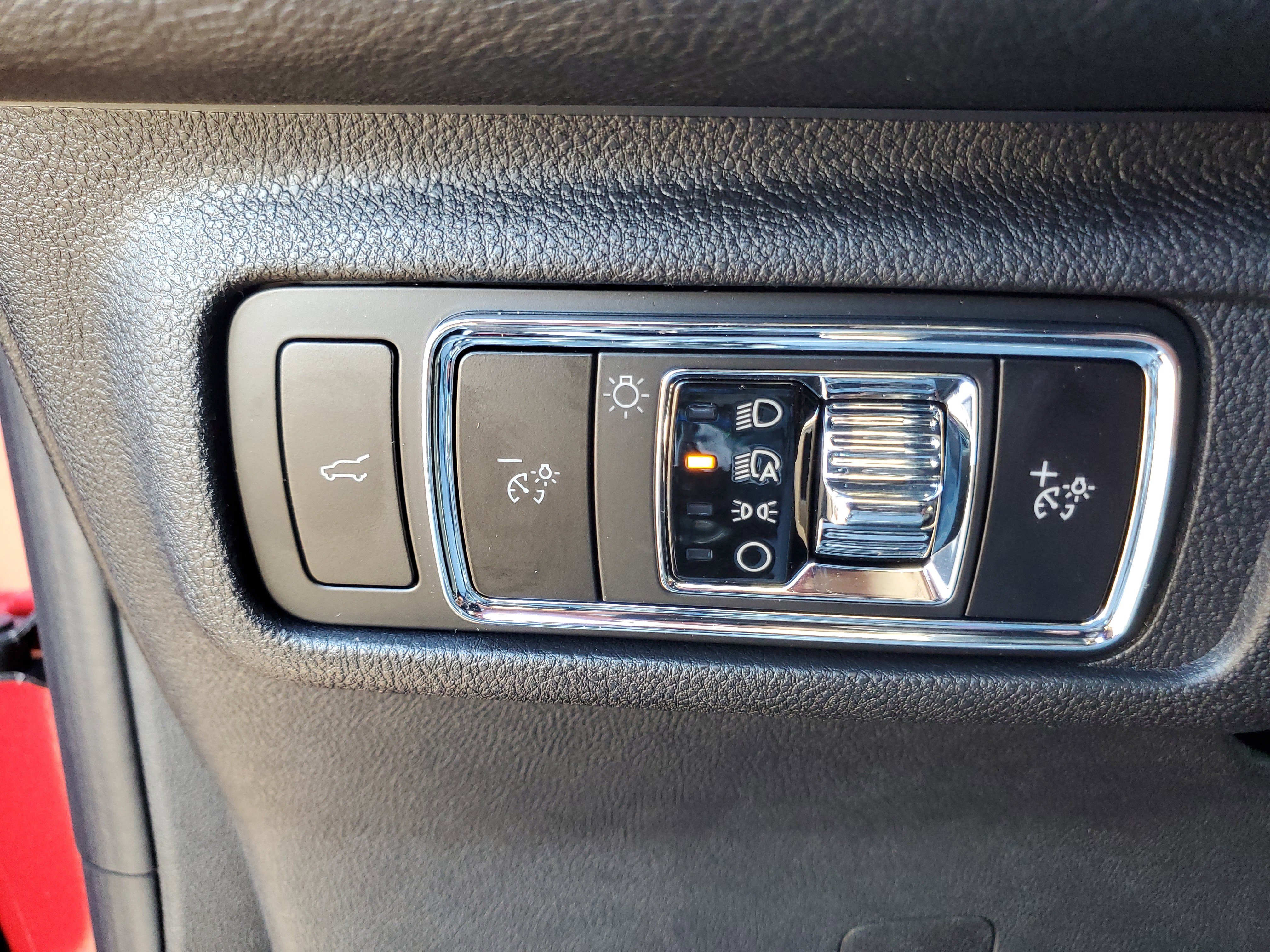 New 2026 Lincoln Corsair Premiere image 14