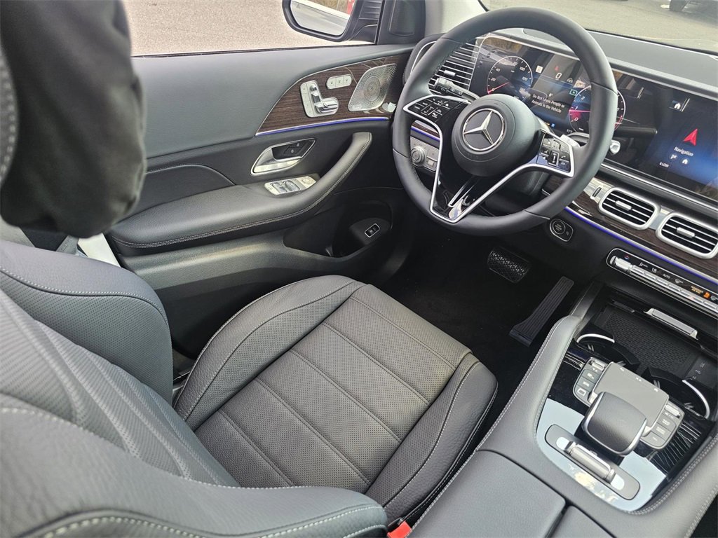 New 2026 Mercedes-Benz GLS 450 4MATIC image 28