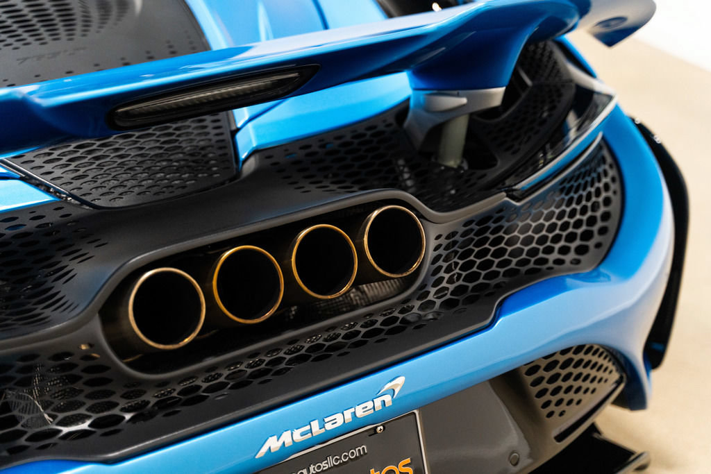 Used 2022 McLaren 765LT RWD image 8