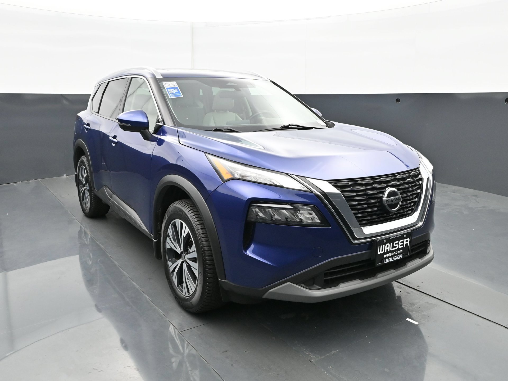 Used 2021 Nissan Rogue SV w/ Premium Package AWD/4WD image 11