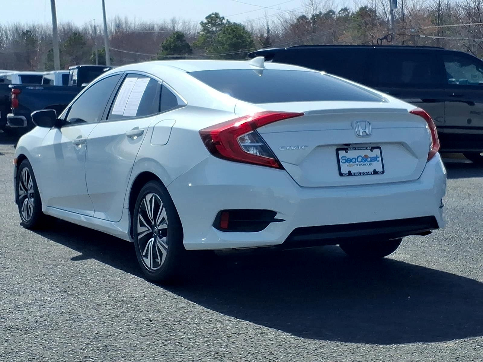 Used 2018 Honda Civic EX-T image 4