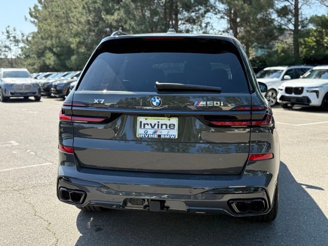 New 2026 BMW X7 M60i image 9