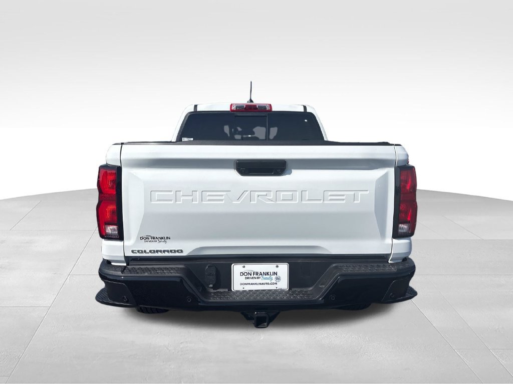 Used 2025 Chevrolet Colorado Z71 w/ Z71 Convenience Package 2 AWD/4WD image 4