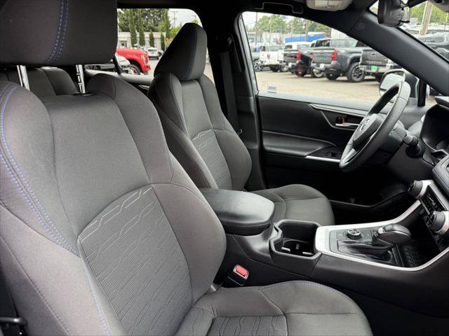 Certified 2023 Toyota RAV4 SE w/ Convenience Package AWD/4WD image 19