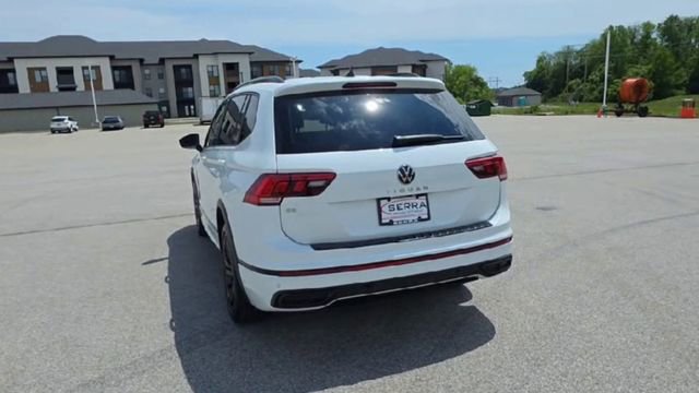 Used 2023 Volkswagen Tiguan SE R-Line FWD image 6