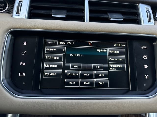 Used 2016 Land Rover Range Rover Sport HSE image 30